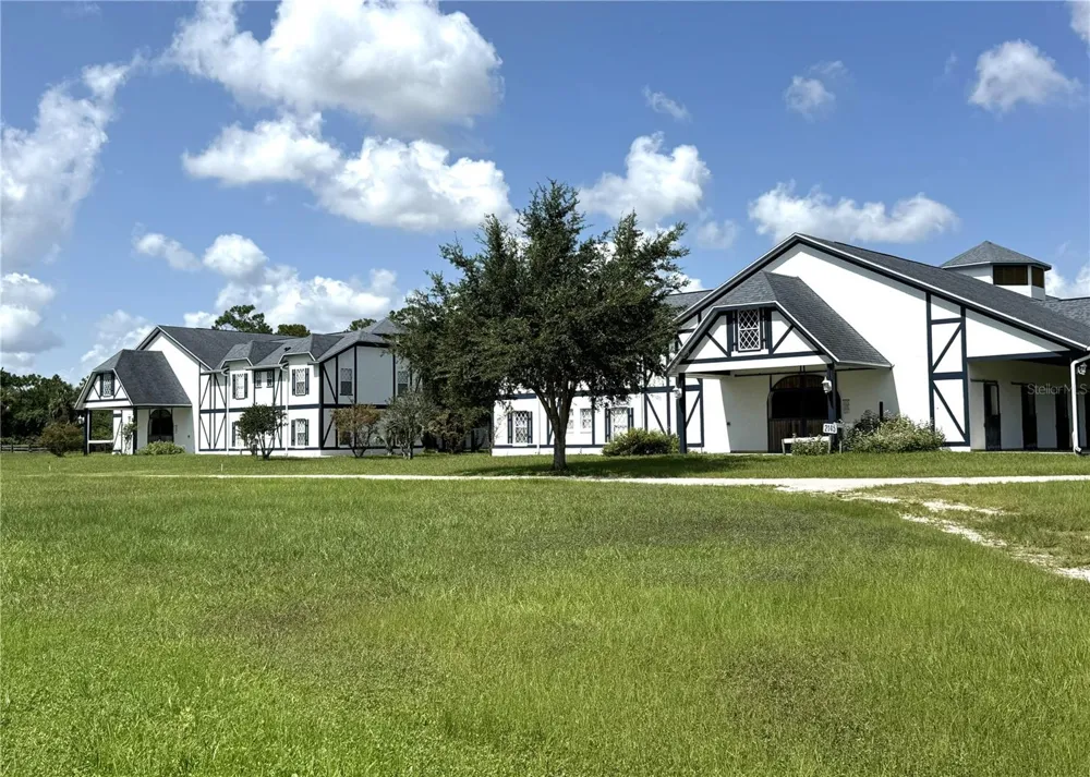 2121 DRESSAGE COVE Chuluota, FL 32766