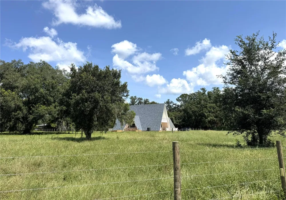 2121 DRESSAGE COVE Chuluota, FL 32766