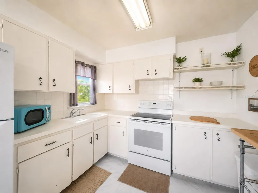 617 NE 25TH AVENUE ocala, FL 34470
