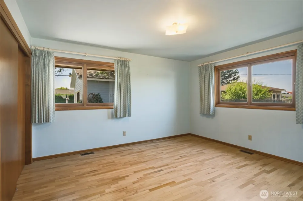 742 SW I STREET SW Quincy, WA 98848