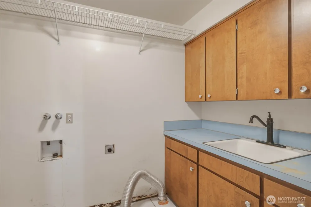 742 SW I STREET SW Quincy, WA 98848