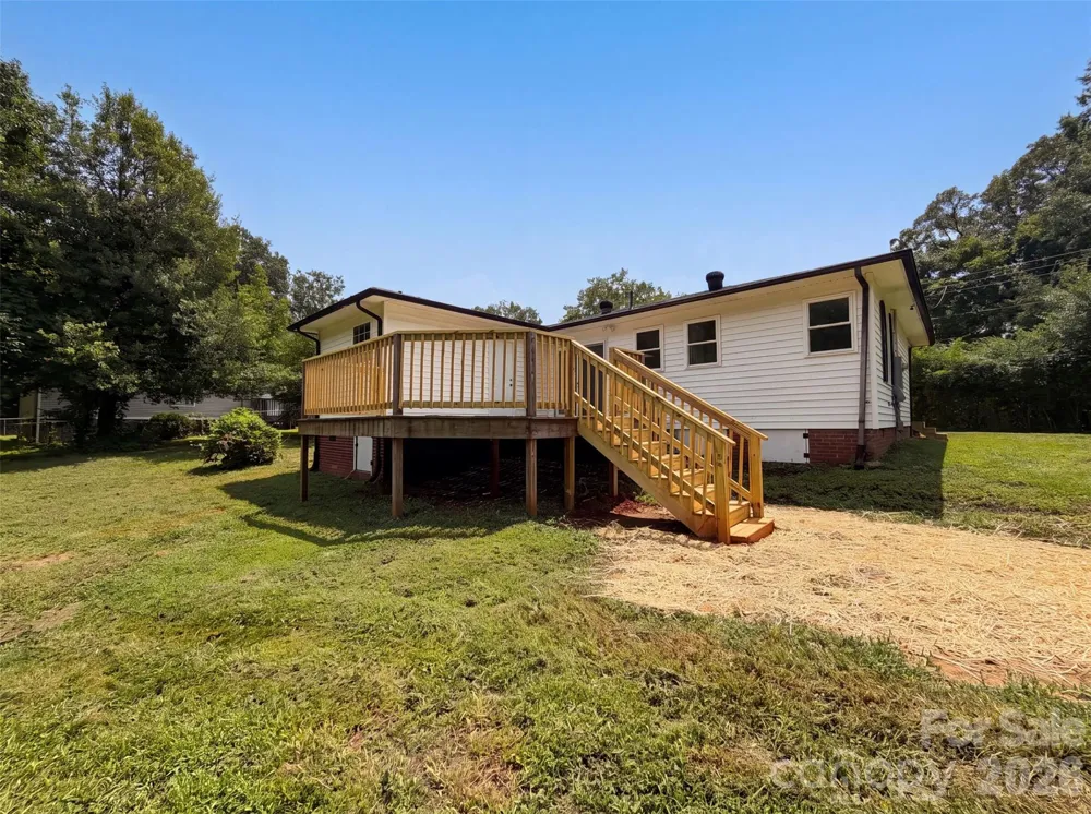 704 Morningside Drive Mount Holly, NC 28120