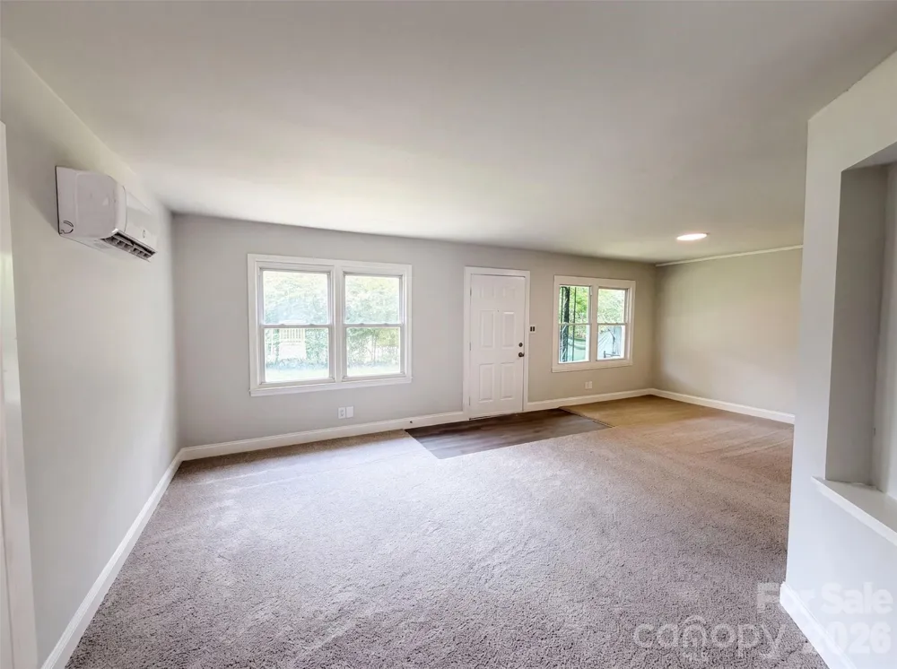 704 Morningside Drive Mount Holly, NC 28120