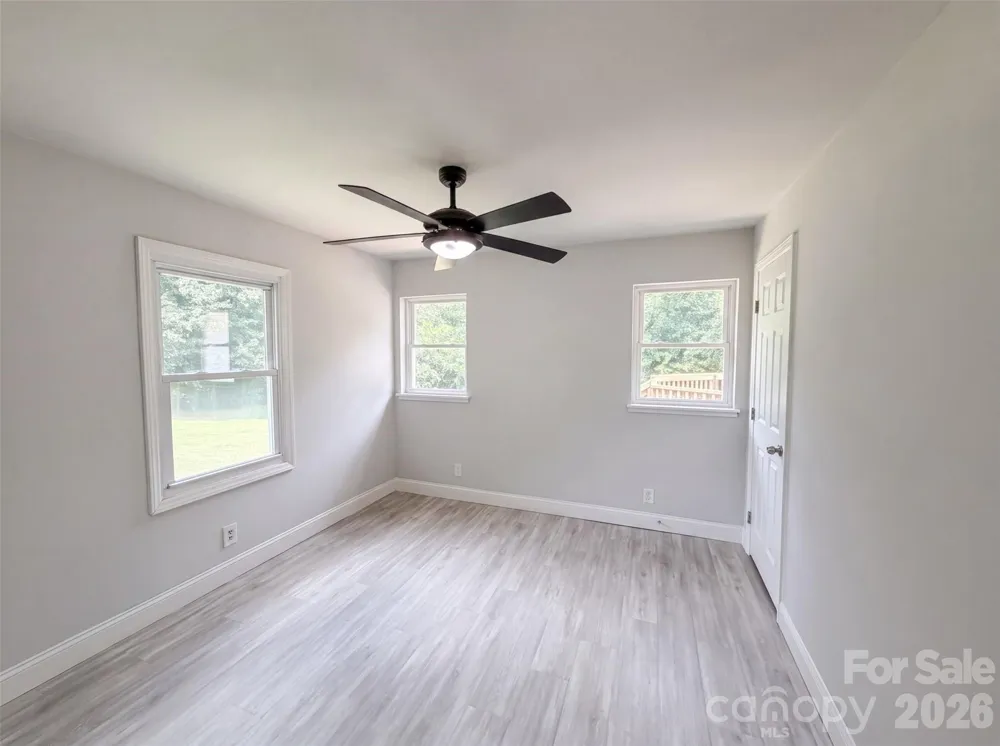 704 Morningside Drive Mount Holly, NC 28120