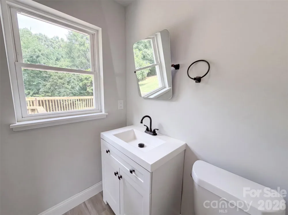 704 Morningside Drive Mount Holly, NC 28120