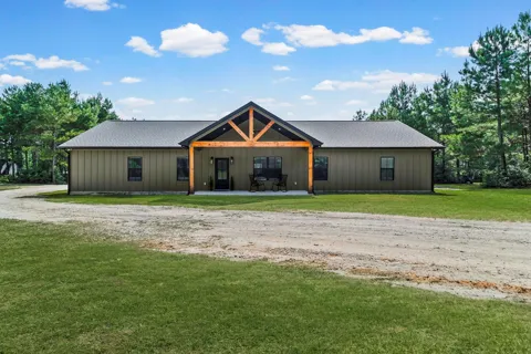 879 Tram Road