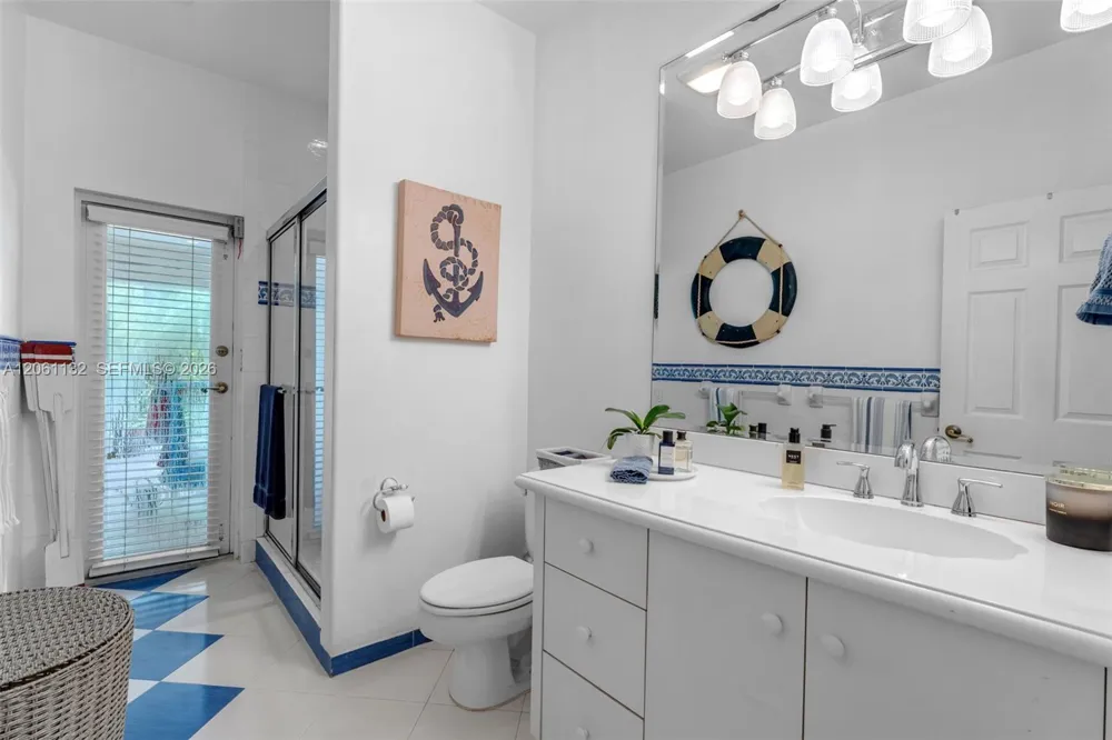 9735 SW 64th St Miami, FL 33173