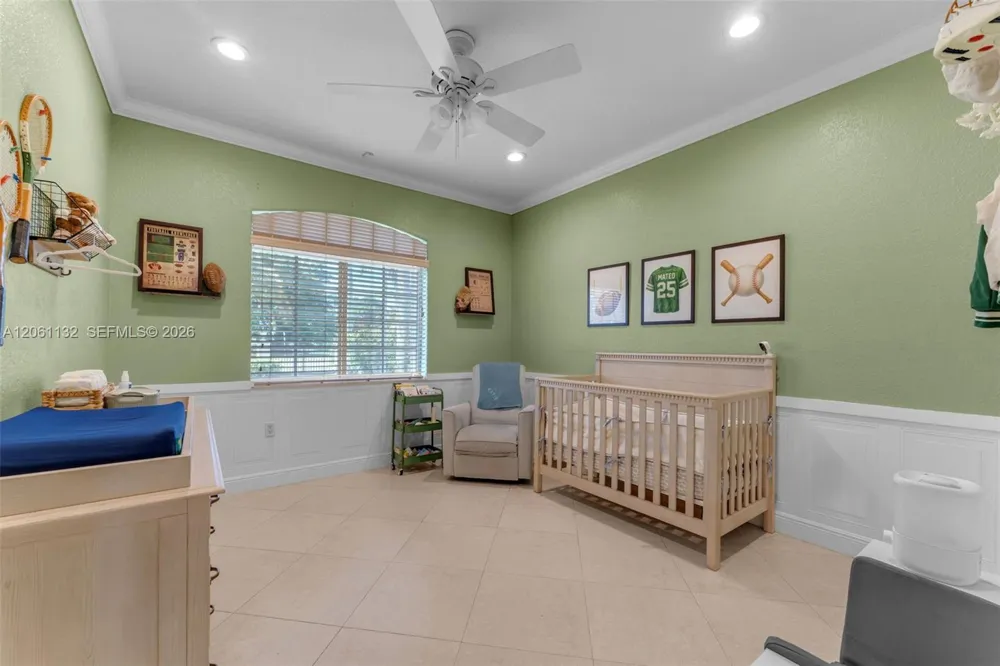 9735 SW 64th St Miami, FL 33173