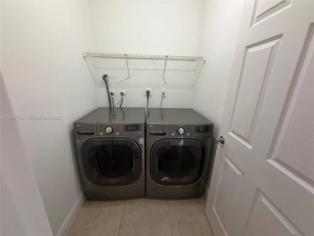 14101 SW 162nd St Miami, FL 33177