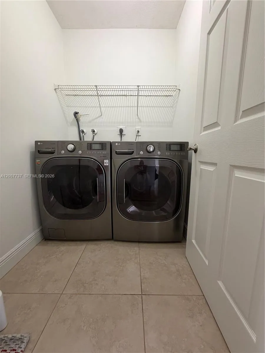 14101 SW 162nd St Miami, FL 33177