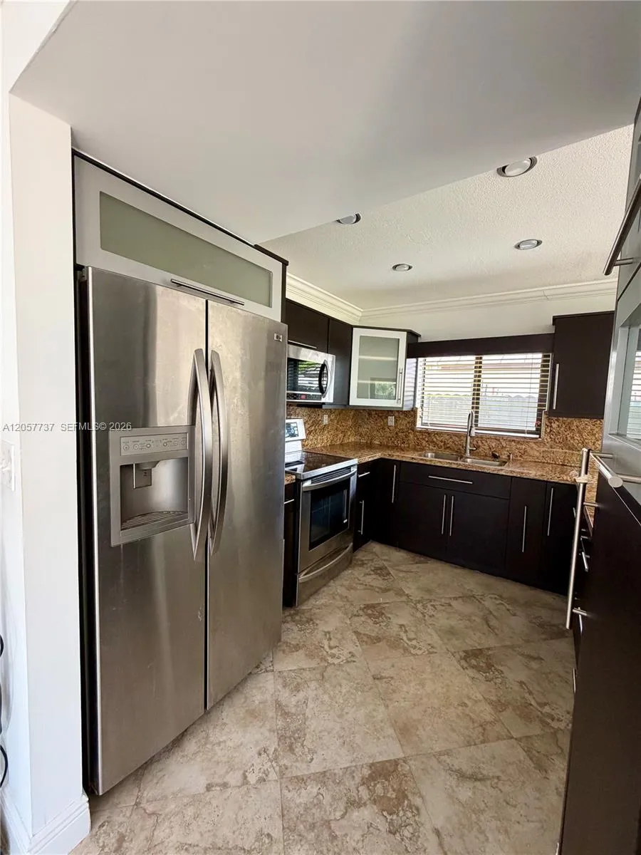 14101 SW 162nd St Miami, FL 33177