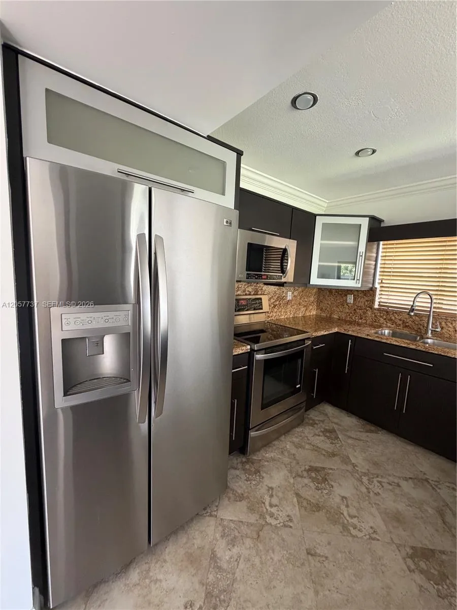 14101 SW 162nd St Miami, FL 33177