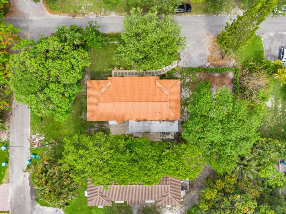 11201 NE 10th Ave #11203 Biscayne Park, FL 33161