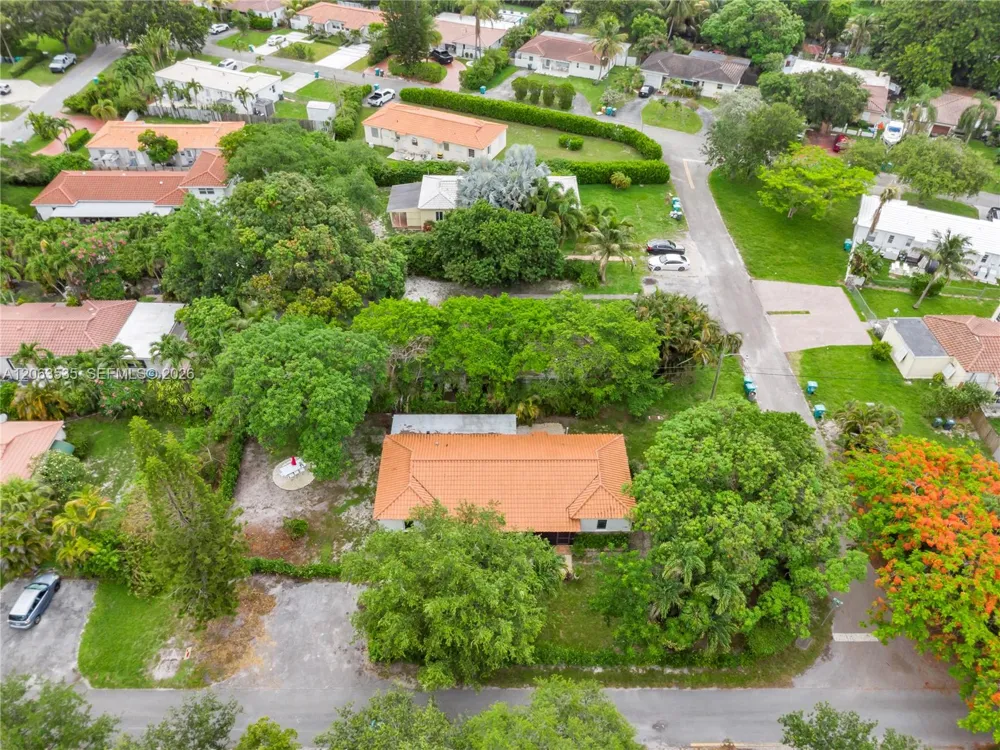 11201 NE 10th Ave #11203 Biscayne Park, FL 33161