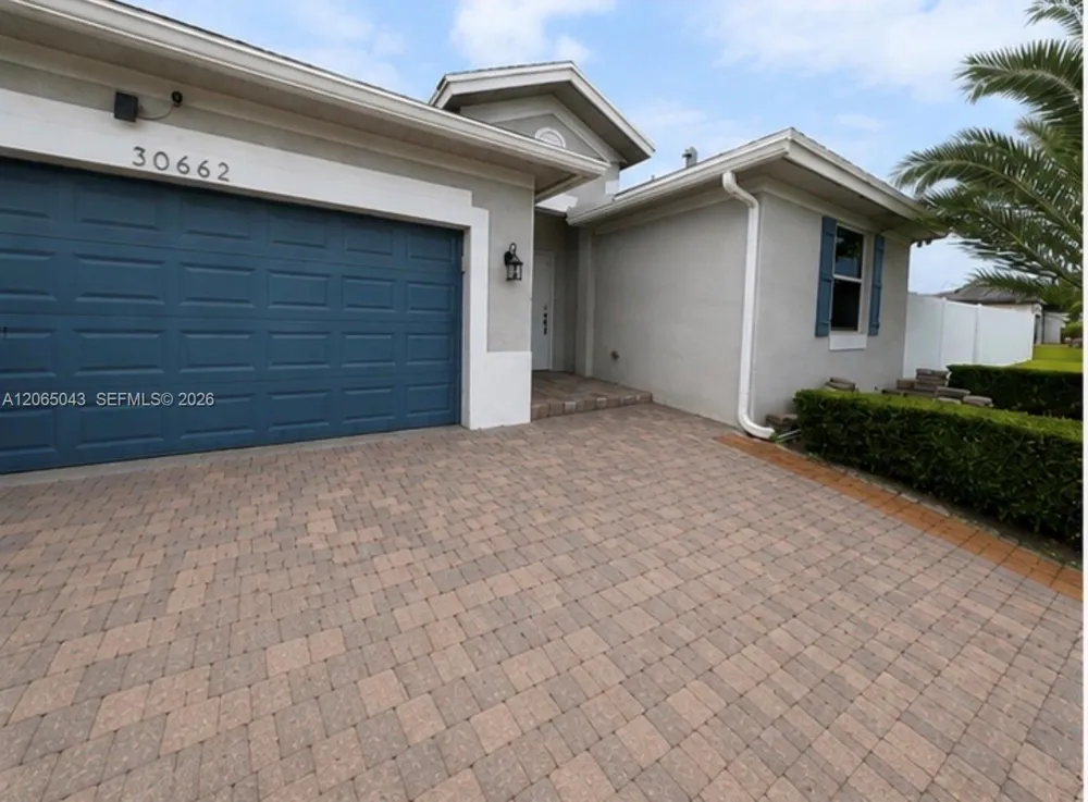 30662 SW 193rd Ct Homestead, FL 33030