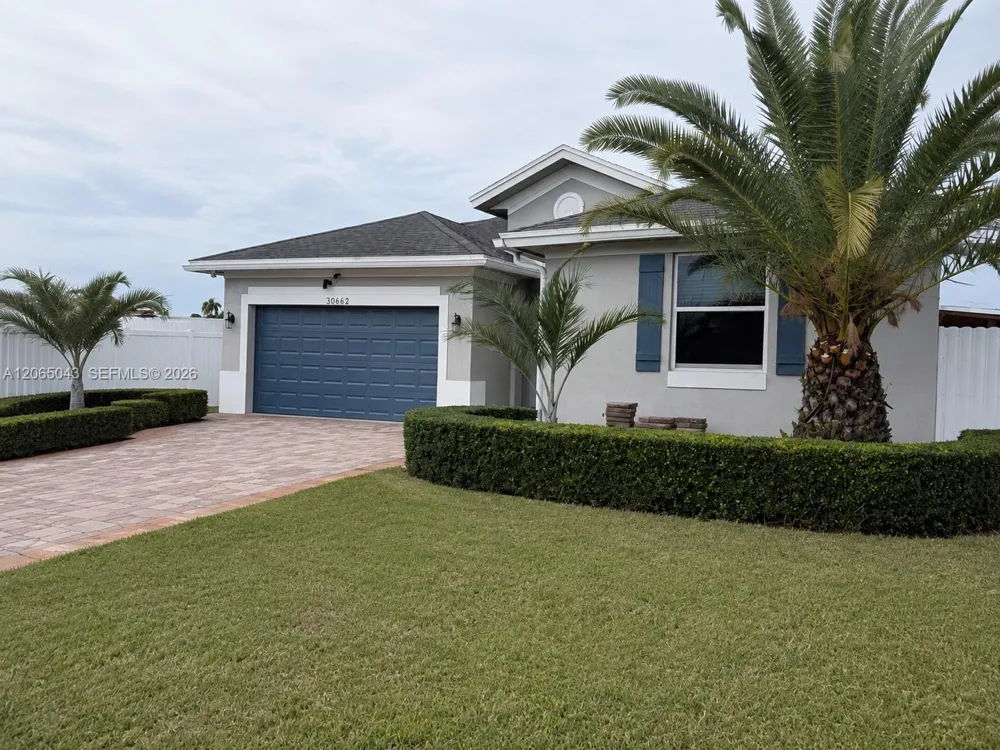 30662 SW 193rd Ct Homestead, FL 33030