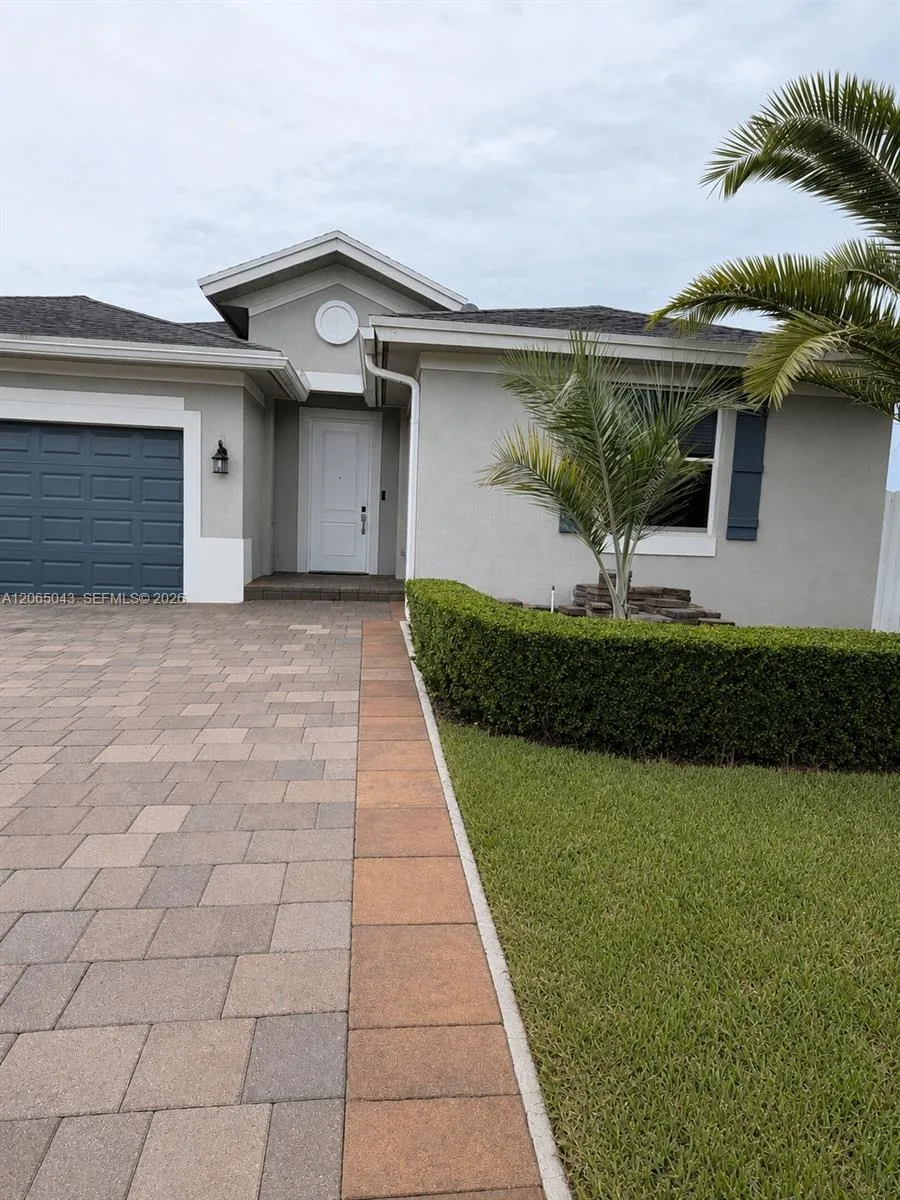 30662 SW 193rd Ct Homestead, FL 33030