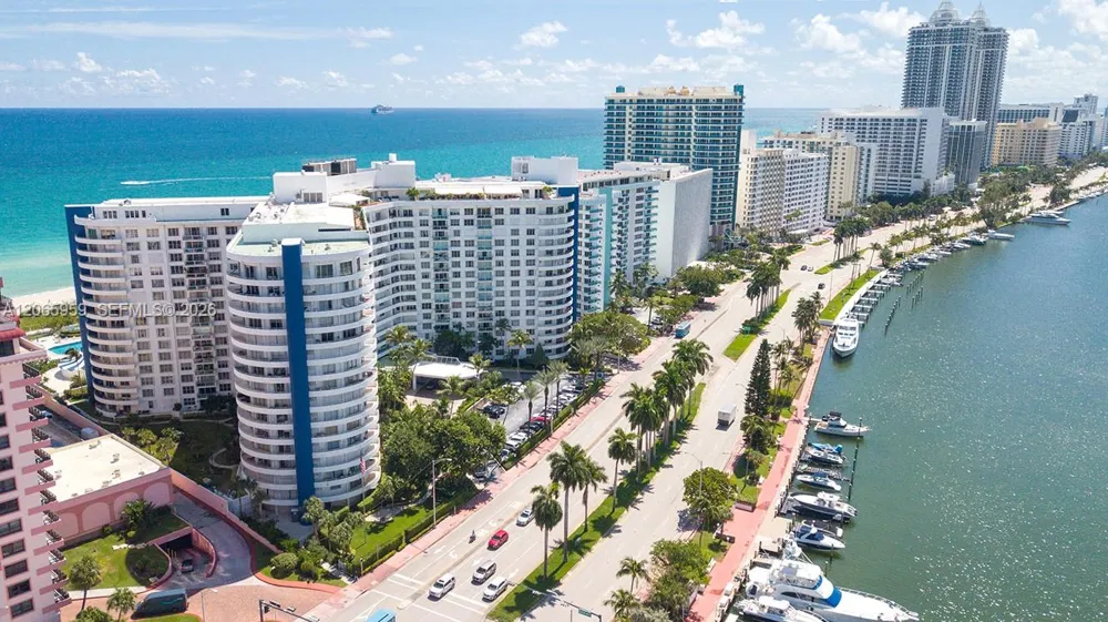 5161 Collins Ave #306 Miami Beach, FL 33140