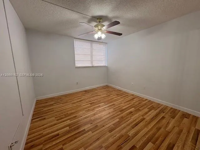 8893 Fontainebleau Blvd #304 Miami, FL 33172
