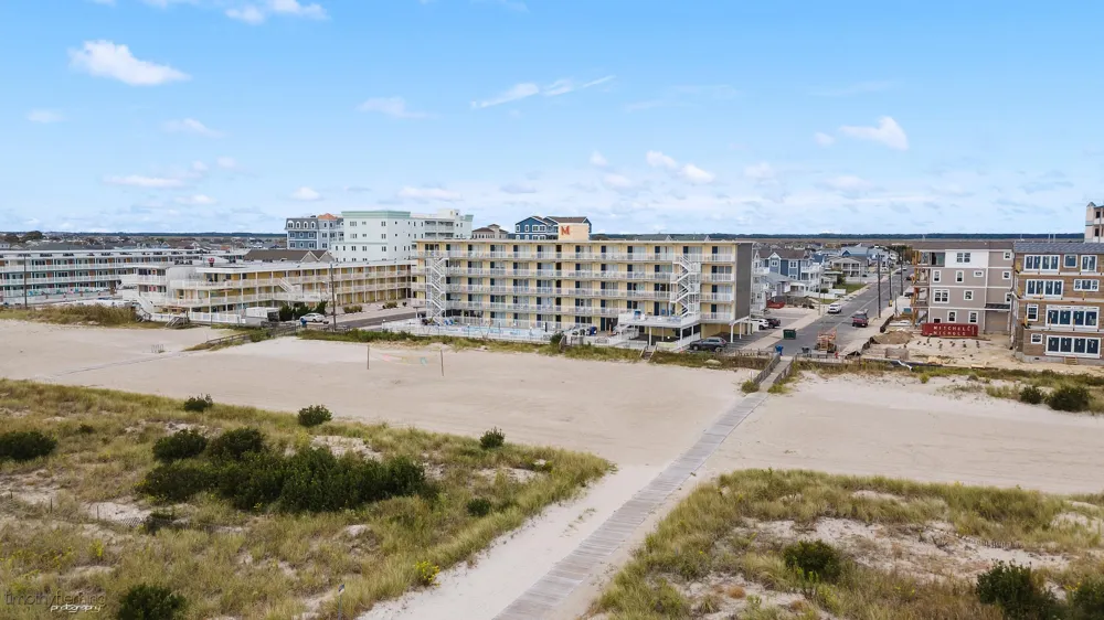 427 E Miami Avenue Wildwood Crest, NJ 08260