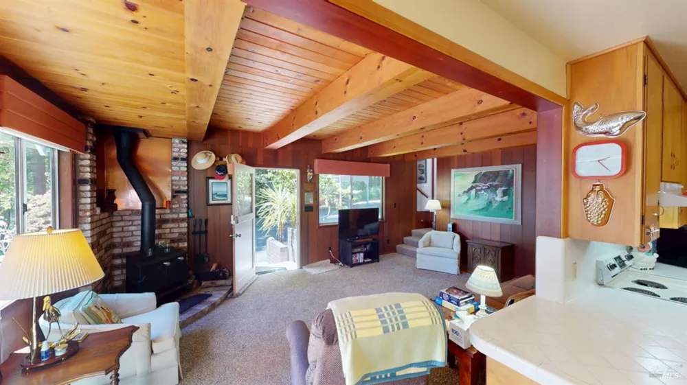 40330 Old Stage Road Gualala, CA 95445