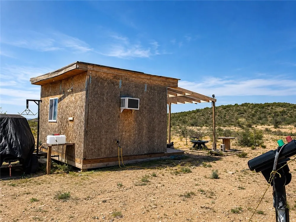 57 Hargrove Winters Rd Other, TX 78837