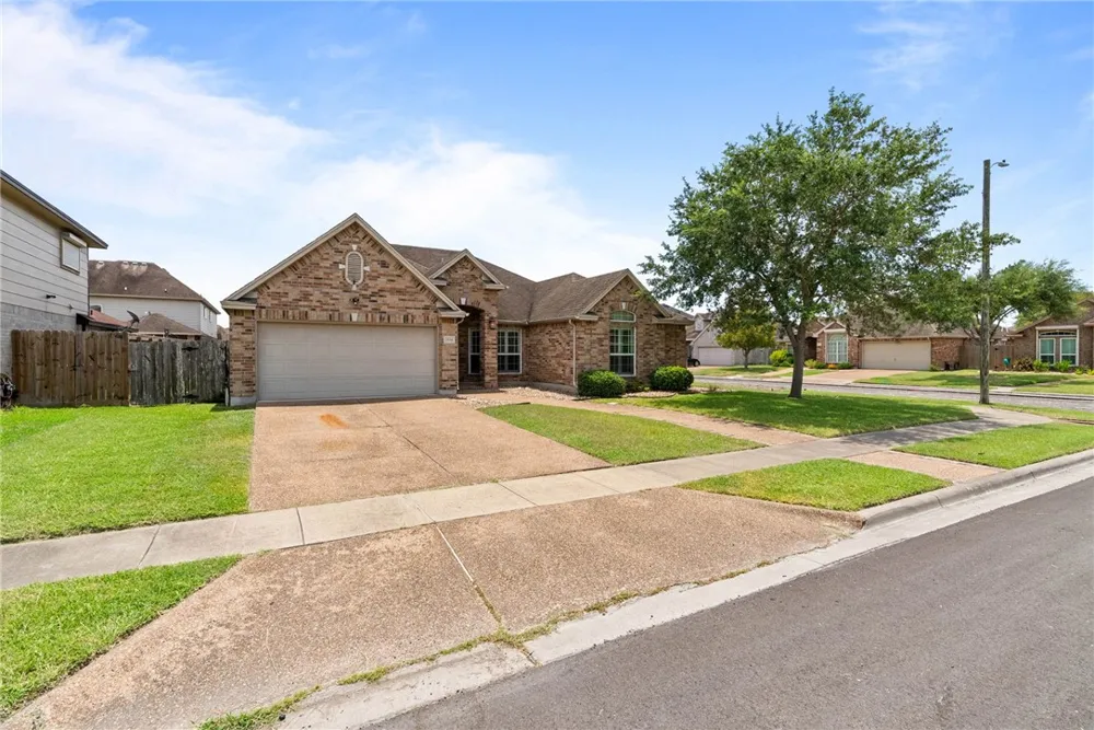 7534 Cannes Drive Corpus Christi, TX 78414