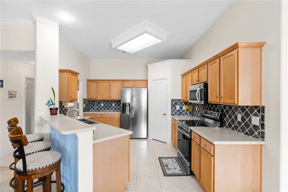 122 Georgian Oaks Rockport, TX 78382