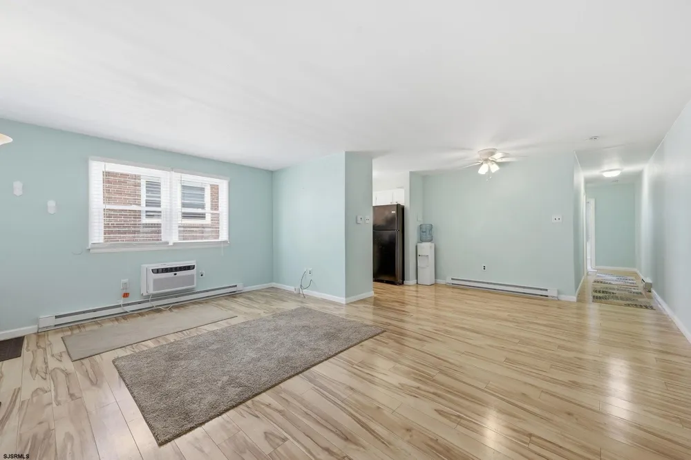 14 N Sacramento Ave Ventnor, NJ 08406
