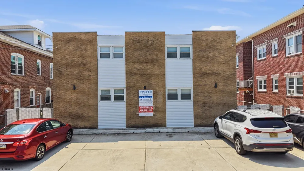 14 N Sacramento Ave Ventnor, NJ 08406