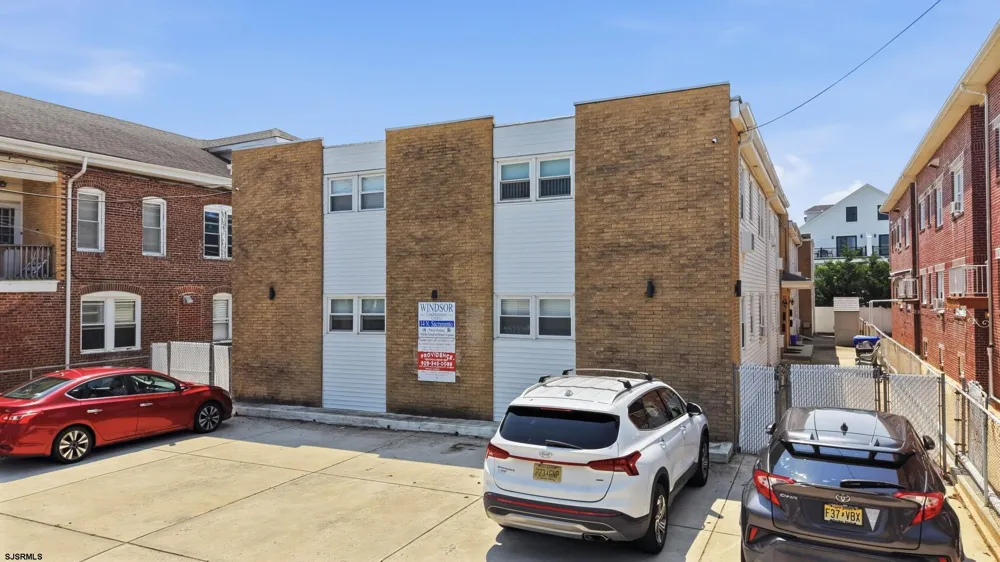 14 N Sacramento Ave Ventnor, NJ 08406