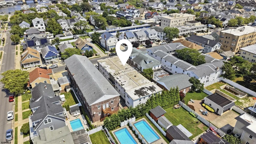 14 N Sacramento Ave Ventnor, NJ 08406