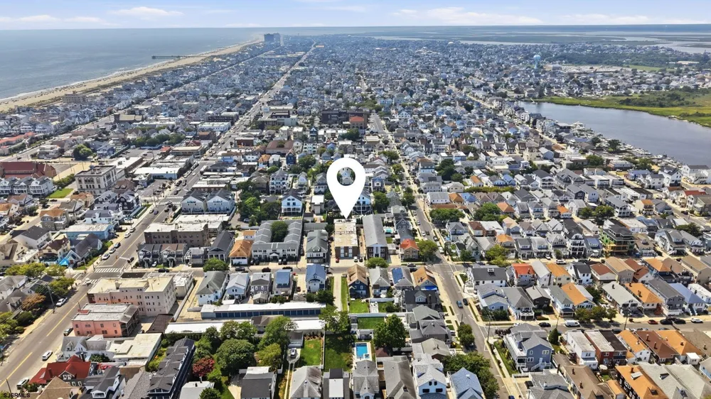 14 N Sacramento Ave Ventnor, NJ 08406