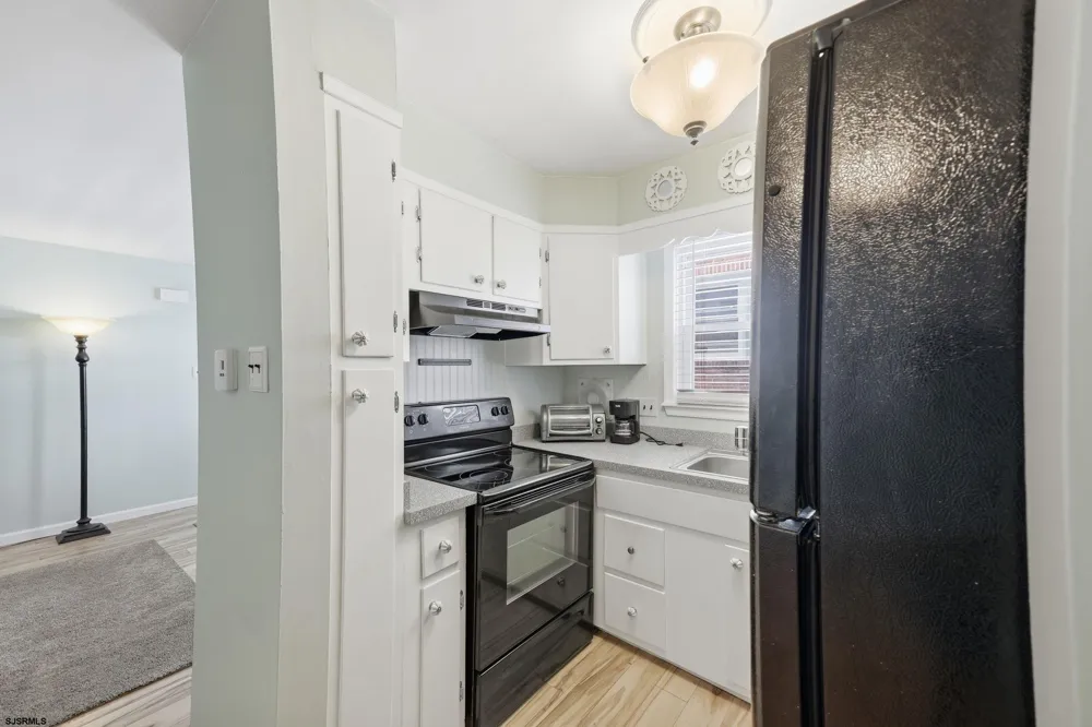 14 N Sacramento Ave Ventnor, NJ 08406