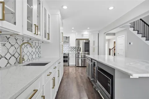 114 Woodhaven Way