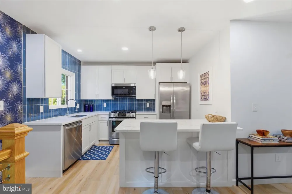 3454 MARTHA CUSTIS DRIVE Alexandria, VA 22302