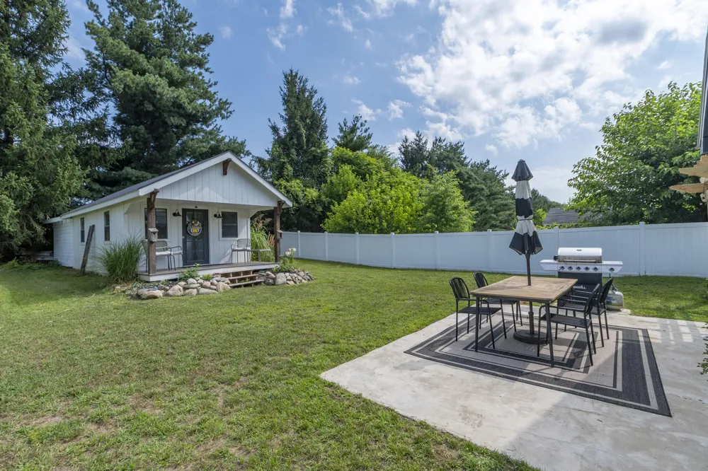 105 Dogwood Circle Dowagiac City, MI 49047