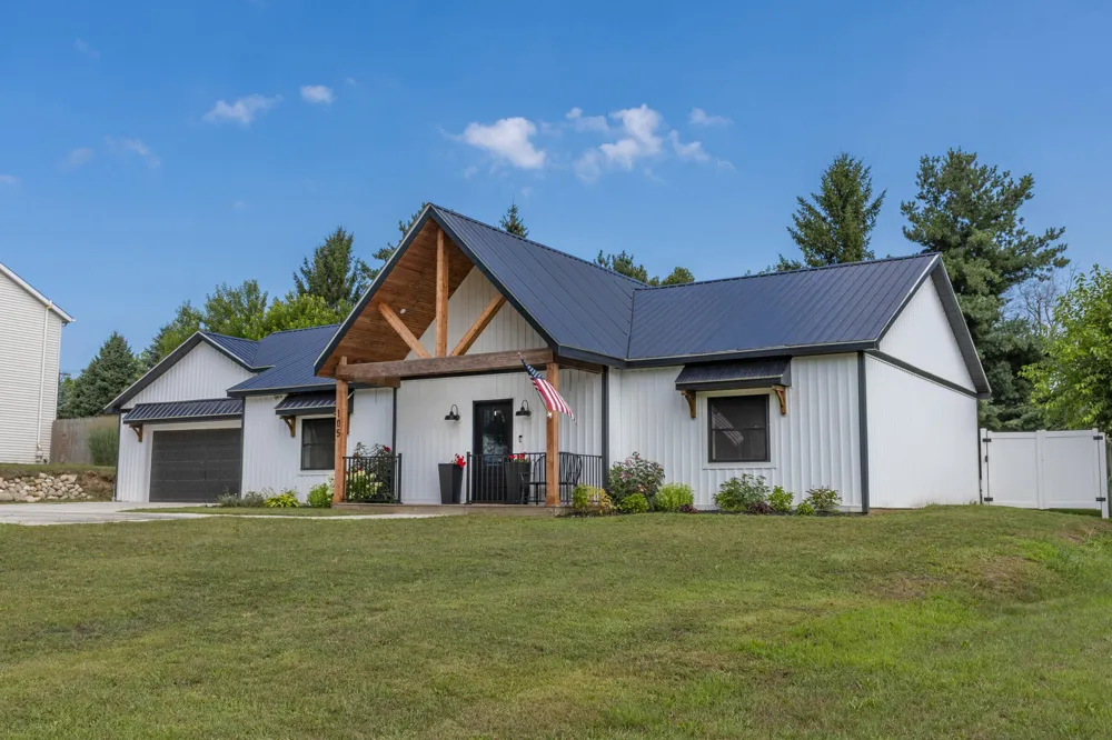 105 Dogwood Circle Dowagiac City, MI 49047