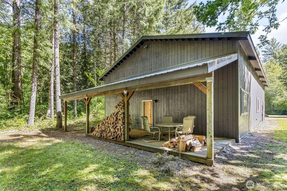 133 A Hinkle Tinkle Packwood, WA 98361