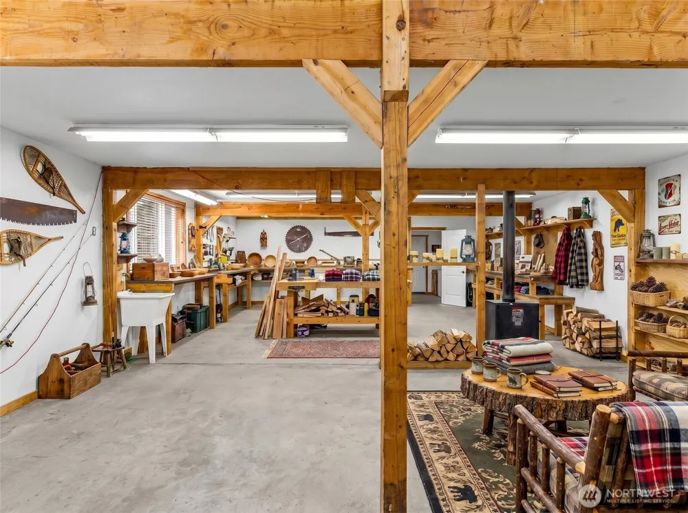 133 A Hinkle Tinkle Packwood, WA 98361