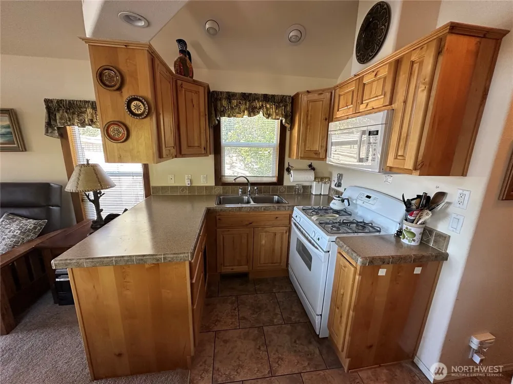 4989 Kahtai Trail Concrete, WA 98237