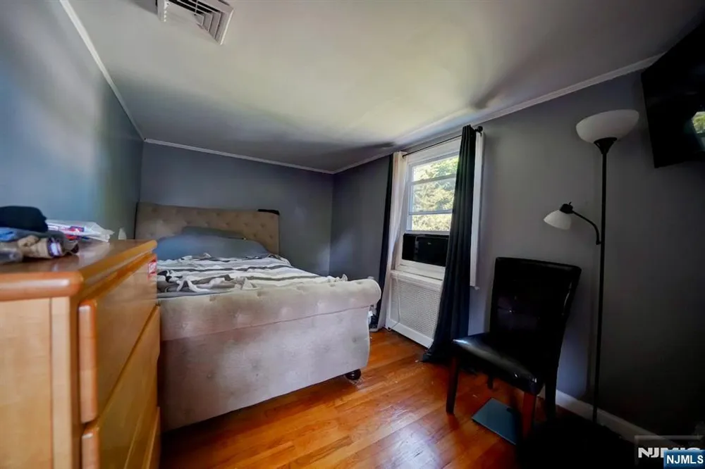 17 Orchard Street Pompton Lakes, NJ 07442