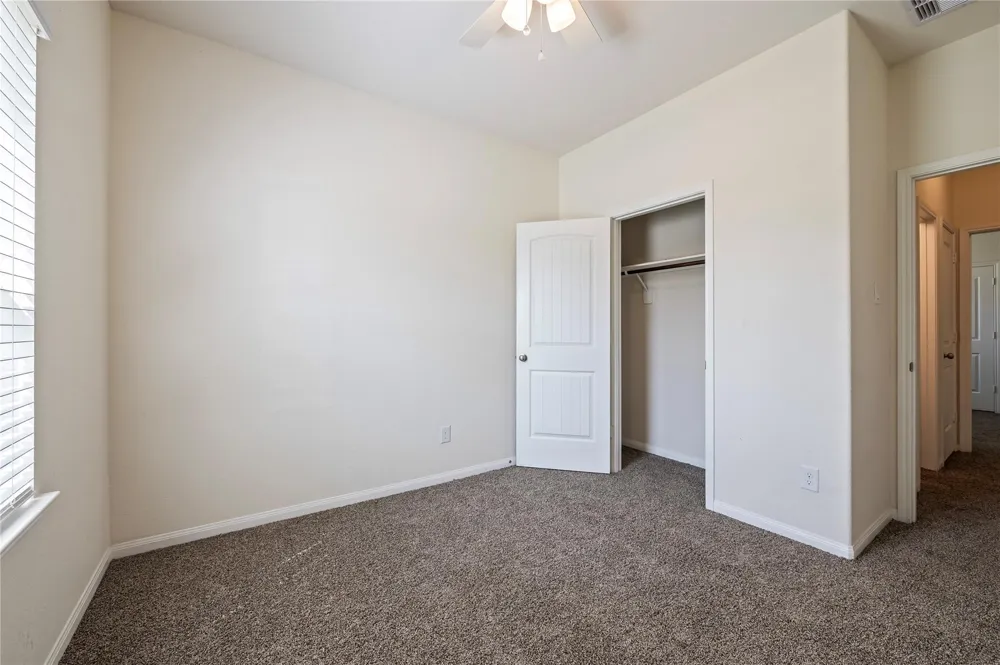 211 White Wing Lane Sealy, TX 77474