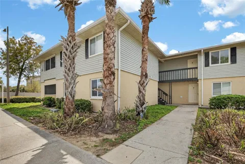 202 RED MAPLE PLACE #202