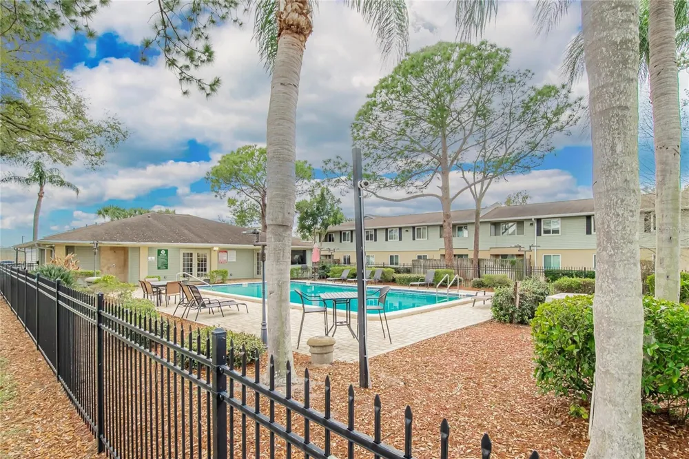 202 RED MAPLE PLACE #202 Brandon, FL 33510