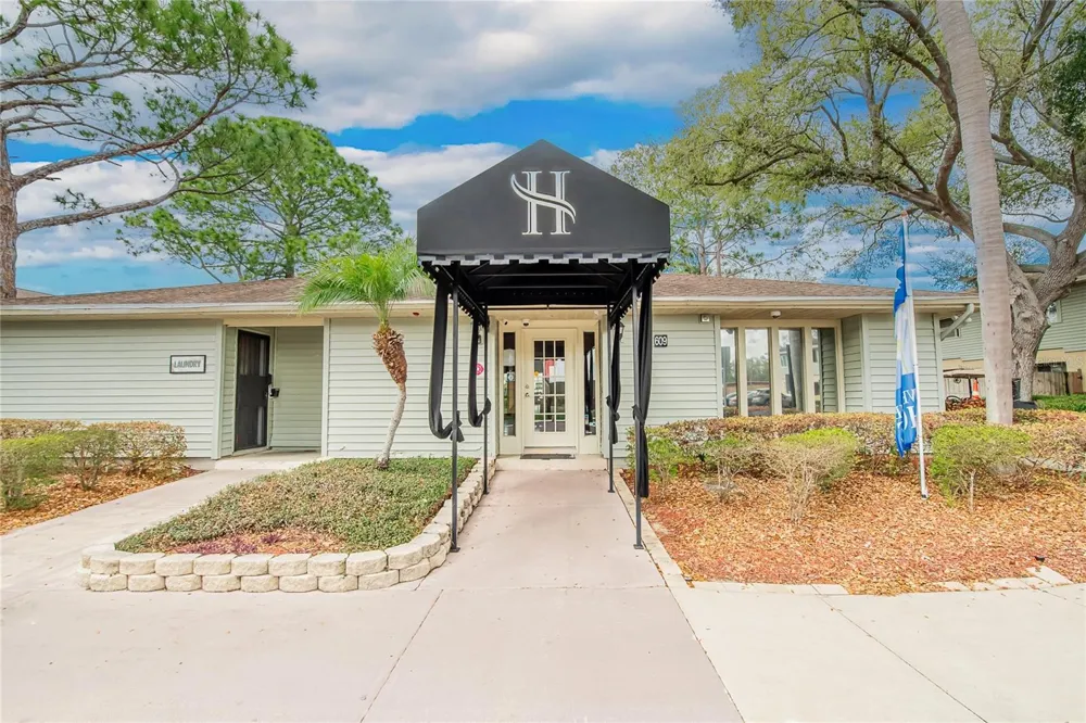 202 RED MAPLE PLACE #202 Brandon, FL 33510