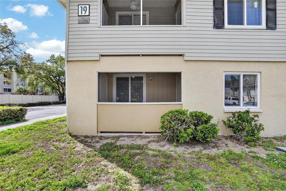 202 RED MAPLE PLACE #202 Brandon, FL 33510