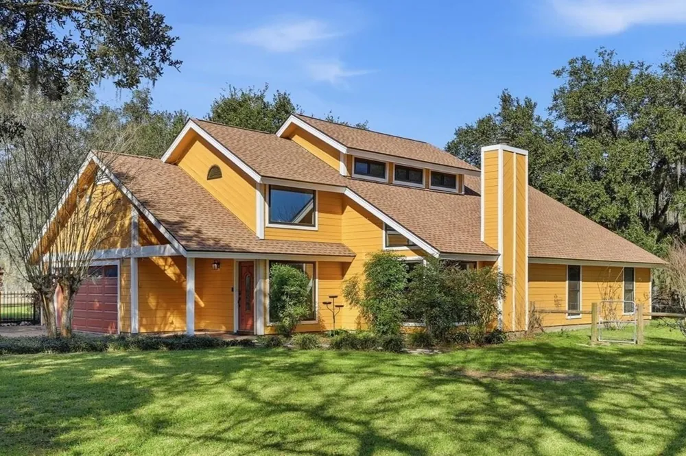 5610 County Road 823 West Columbia, TX 77486