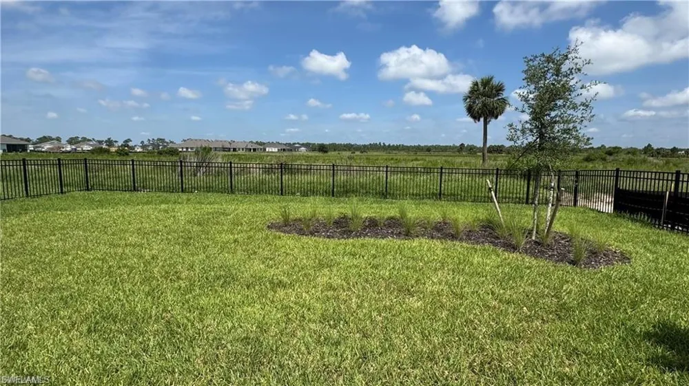 17710 Shade Tree Loop Babcock Ranch, FL 33982