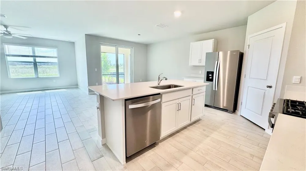 17710 Shade Tree Loop Babcock Ranch, FL 33982